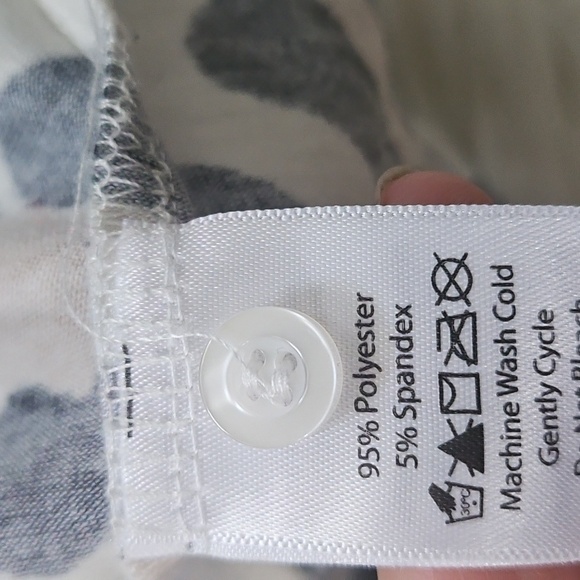 LuLaRoe Valentina Leopard Print Button Down Blouse - Picture 11 of 14